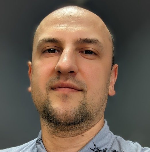 Володимир Пімєнов - засновник і business Development спеціаліст з більш ніж 200 проєктами, що розробив та побудував під ключ. Власник торгової марки CITY PROFIT